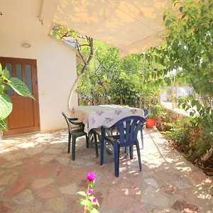 Agushi Apartment Ksamil